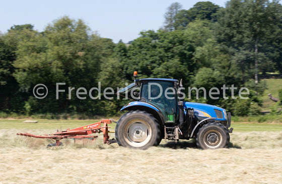 Tractor trddering hay-99